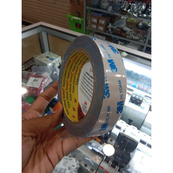 

isolasi double tape PE foam tape 3M size 24mm x 4mm
