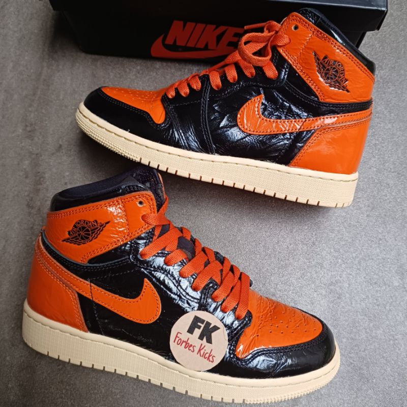 AIR JORDAN 1 HIGH SBB SHATTERED BACKBOARD 3.0 (W)