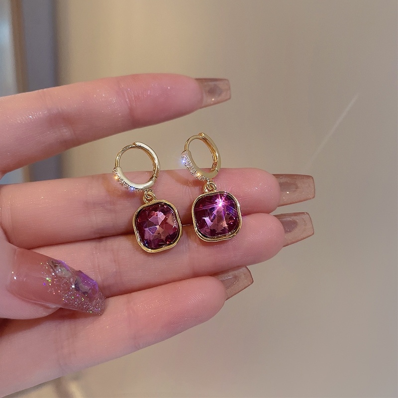 Anting Bulat Jepit pink artificial gemstone square earrings Aksesoris Wanita Korea