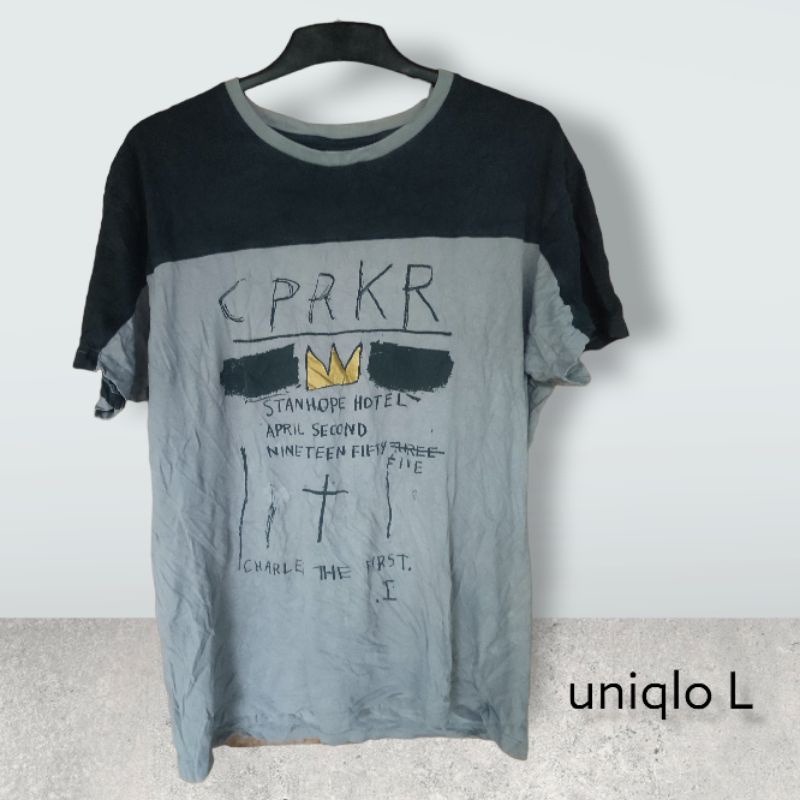 stiker mobil kaos UNIQLO L