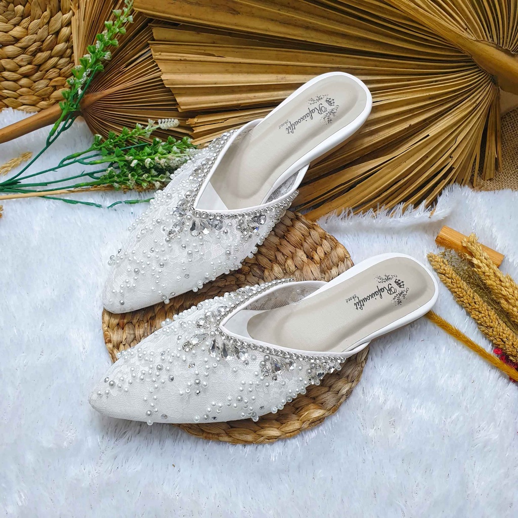 Flatshoes wedding pesta cantik naima puith