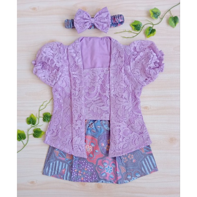 Kebaya Bayi / Kebaya Anak Perempuan / Kebaya Anak Kutubaru warna Lilac