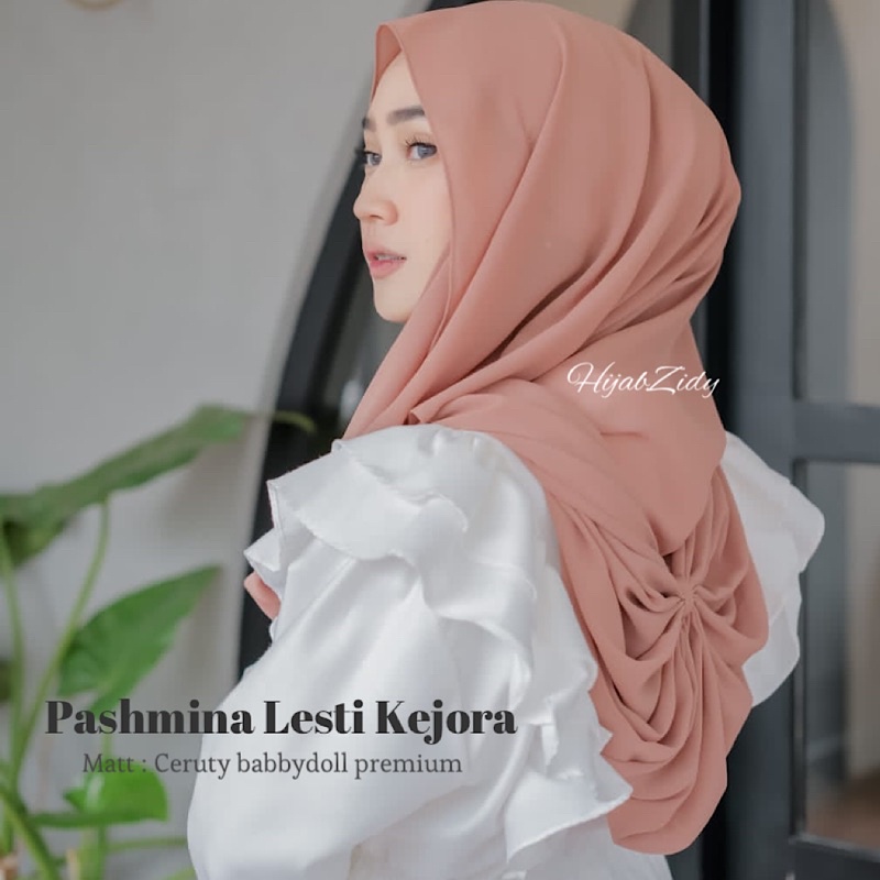 pashmina Lesti