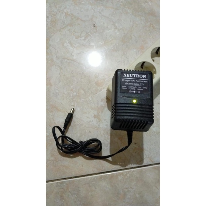 Charger Cas Aki 12V LED Untuk Motor Mobil Mainan Kendaraan Anak