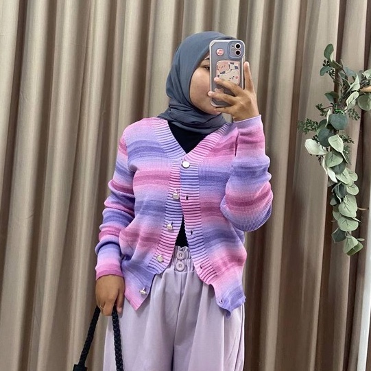 Cardigan Kancing Rajut Wanita Stripe Casual Outer Terbaru