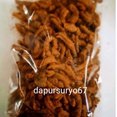 

KERIPIK USUS 1kg gurih renyah USUS ORIGINAL KRIPIK USUS PEDAS DAUN JERUK
