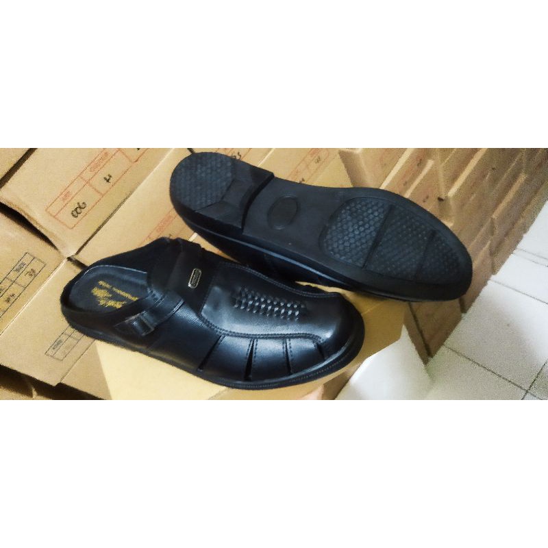 Sepatu Slop bustong Sepatu pantofel selop pria