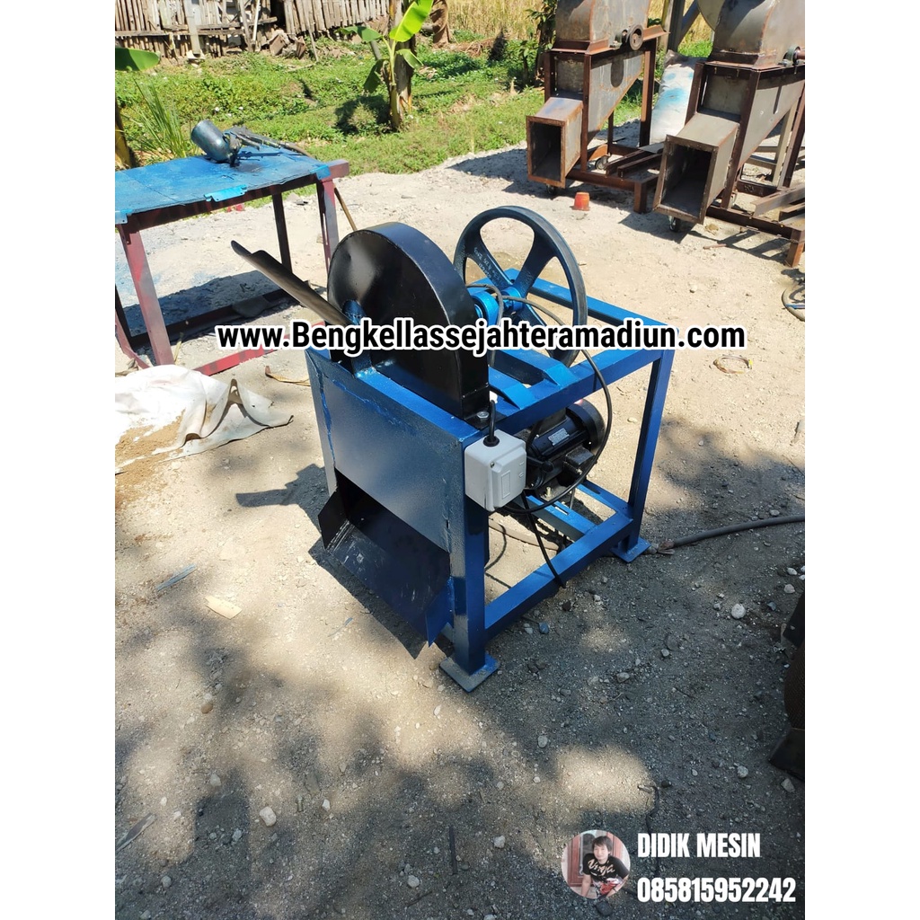 Mesin Sawut Singkong Buat Pakan Ternak Komplit Penggerak