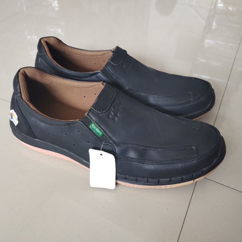 Obral Sepatu Casual Pria Kulit Asli Murah Hitam Tinggal Size 43