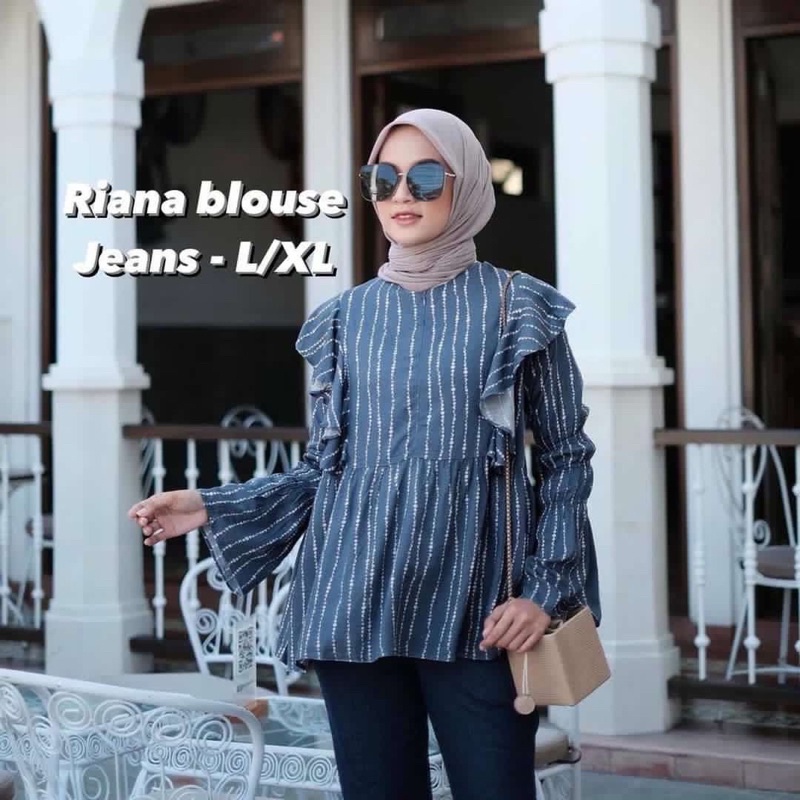 Riana Blouse Vanilla Hijab