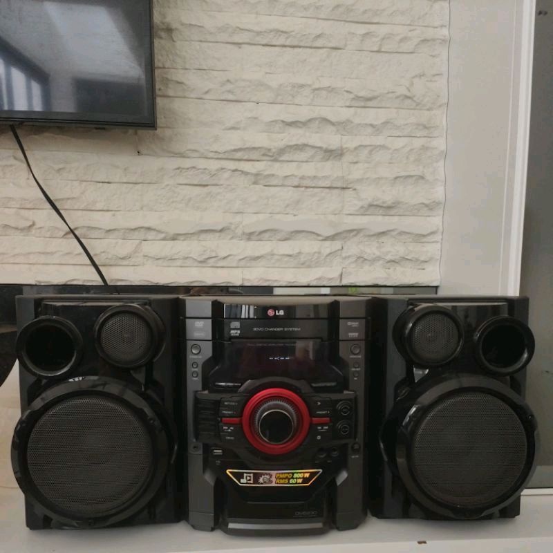 LG DVD PLAYER mini hi-fi system DM5230 mini home theater