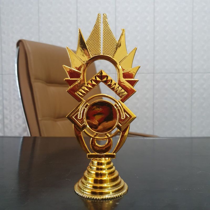 FIGUR PIALA / TROPHY MINIMAL BELI 10bj