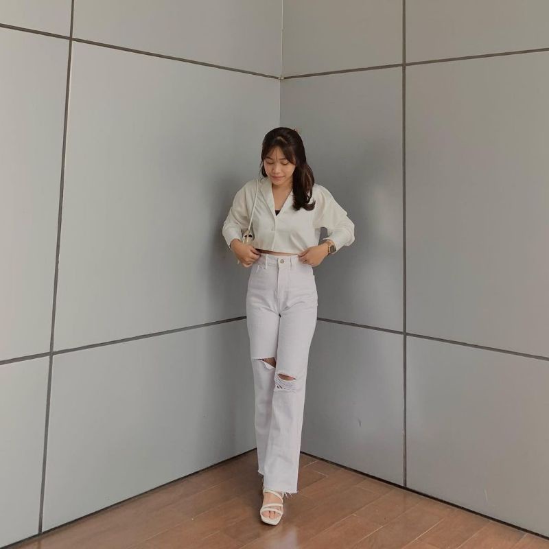 (27-30) WHITE RIPPED HW LOOSE JEANS / PUTIH RIPPED HW LOOSE JEANS / CELANA HW SOBEK LOOSE JEANS / HIGHWAIST LOOSE RIPPED JEANS WANITA CEWEK