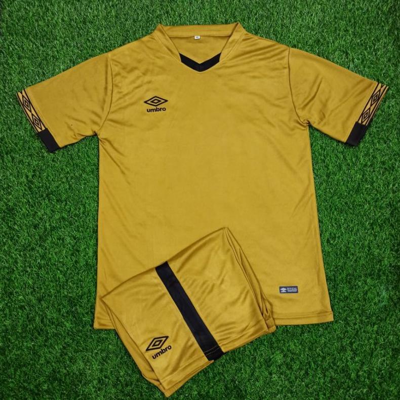SETELAN BAJU JERSEY SEPAK BOLA FUTSAL PUTSAL UMBRO CLASSIC GOLD HITAM PSM MAKASAR 2021 2022 STELAN J