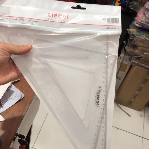 

SEGITIGA NO 12 ZIEGEL 23/33 CM READY STOCK 10.000 BH PER JANUARI 2021 TERLARISS...,,,,,