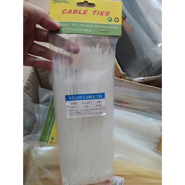 

KABEL TIS, KABEL TIES 4X200MM PUTIH. HARGA PER PACK