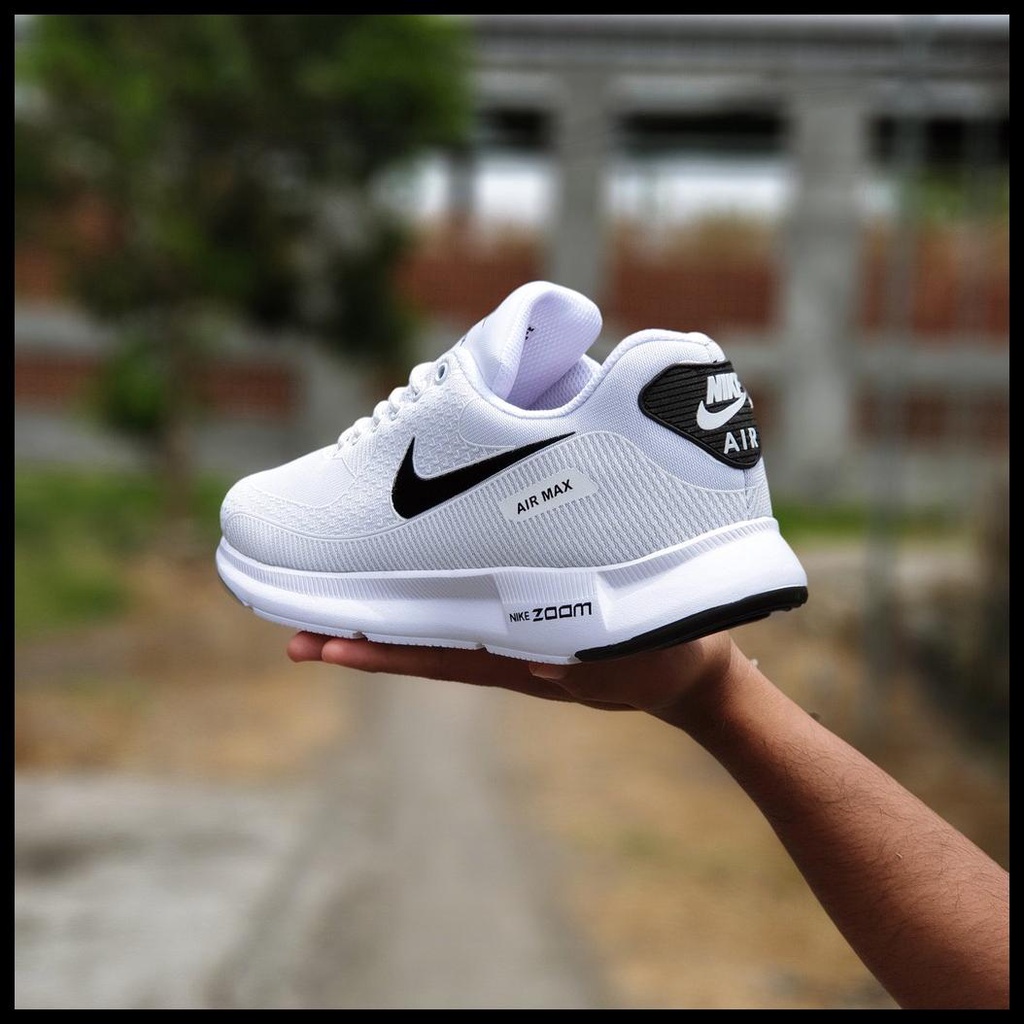 Sepatu nike best sale air max zoom