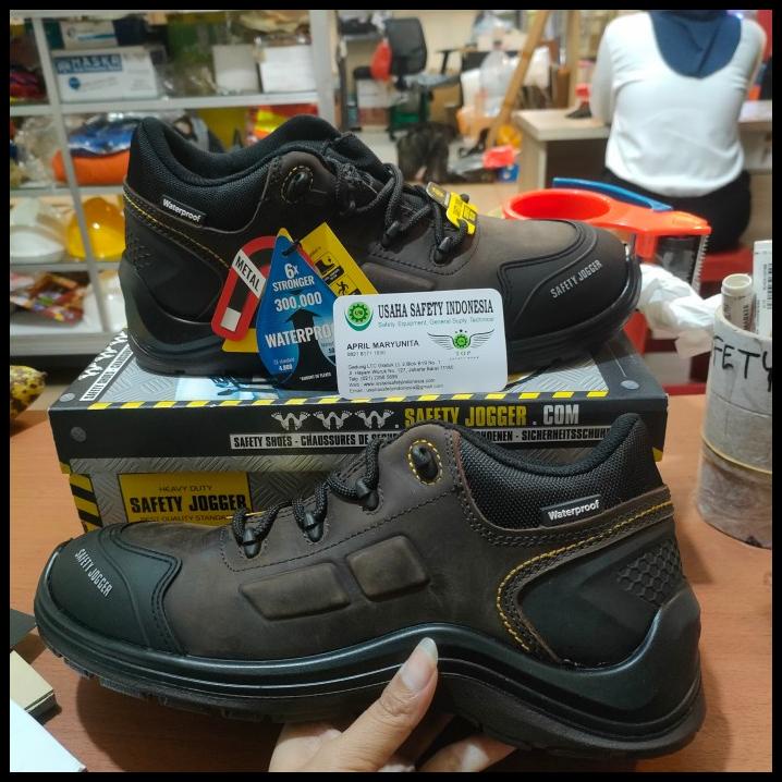 Promo Sepatu Safety Jogger Lava S3 Brown Original Asli