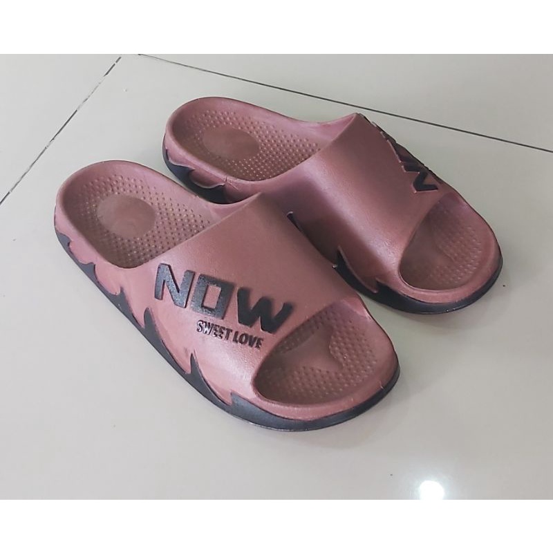 Sandal Karet Pria Q-Now Empuk Tebal Anti Selip Selop Pria PVC
