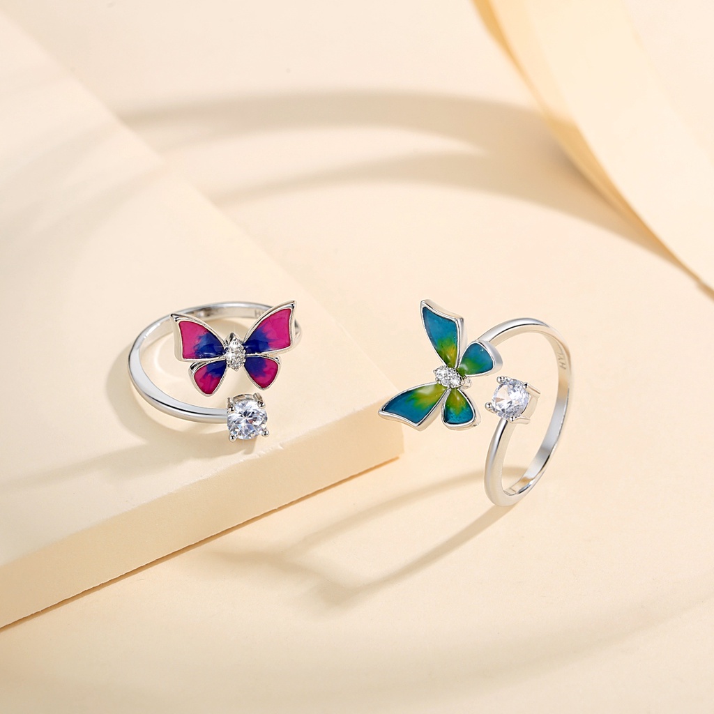 Y892 【Barang spot】Cincin Titanium Wanita Emas Muda Anti Karat Asli Silver Emas cincin kupu-kupu warna-warni Anti luntur Asesoris