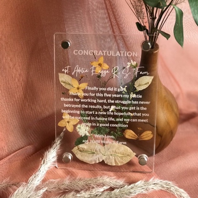 FRAME AKRILIK CUSTOM UCAPAN PRESSED FLOWER A6