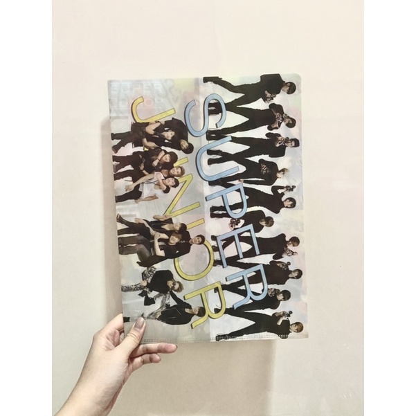 

L Holder (map) Super Junior Mr. Simple