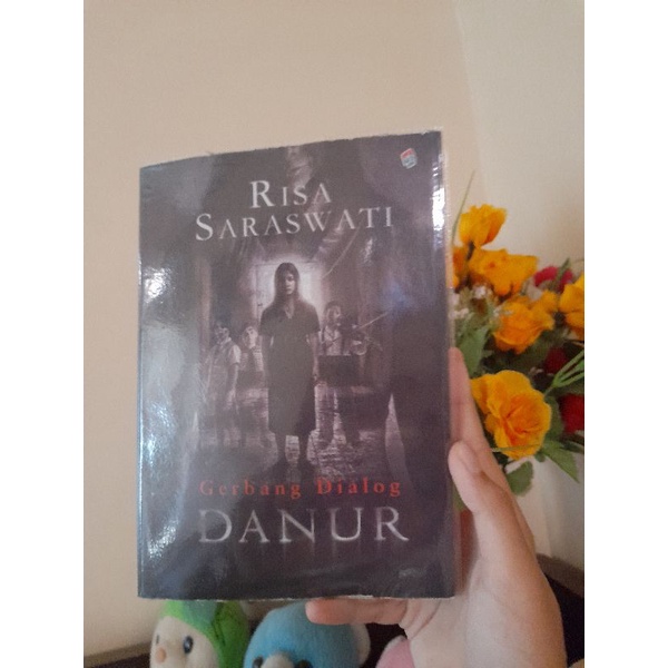 Novel danur