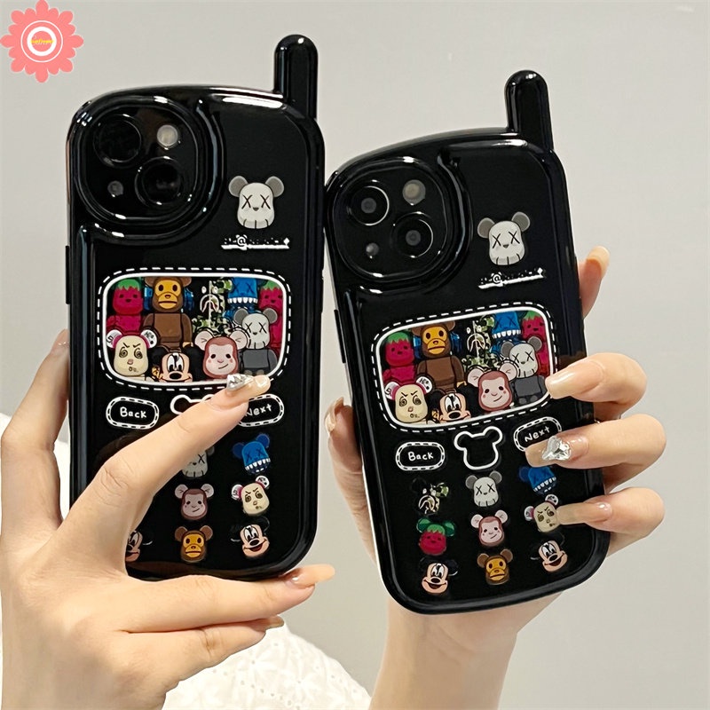 IPHONE Casing Bentuk Ponsel Retro Vintage Kepribadian Ponsel Case Kompatibel Untuk Iphone11 7 8 Plus 12 13 14 Pro MAX XR 14x XS MAX Trendi Merek Violent Bear Air Cushion Soft Cover