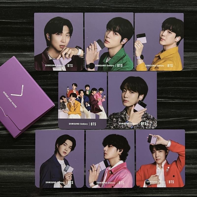 PC Samsung x BTS Z Flip 4