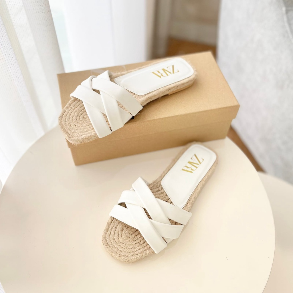 SANDAL WANITA ZS-3809 FLAT WHITE