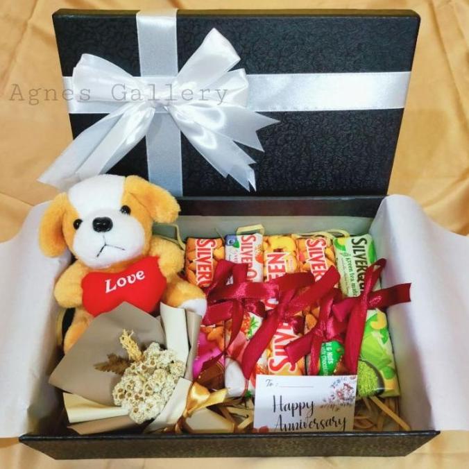 

HAMPERS COKLAT SNACK BOX / KADO VALENTINE ULANG TAHUN WISUDA NATAL / EG964654RT