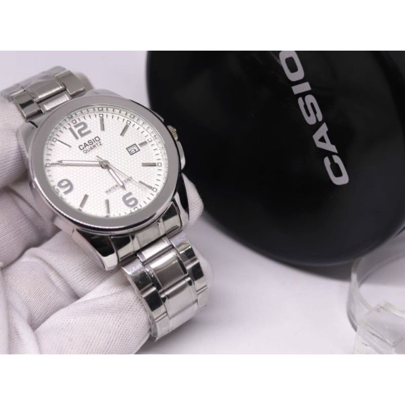 RYU Jam Tangan Pria Casio Rantai Stainless Tanggal Aktif