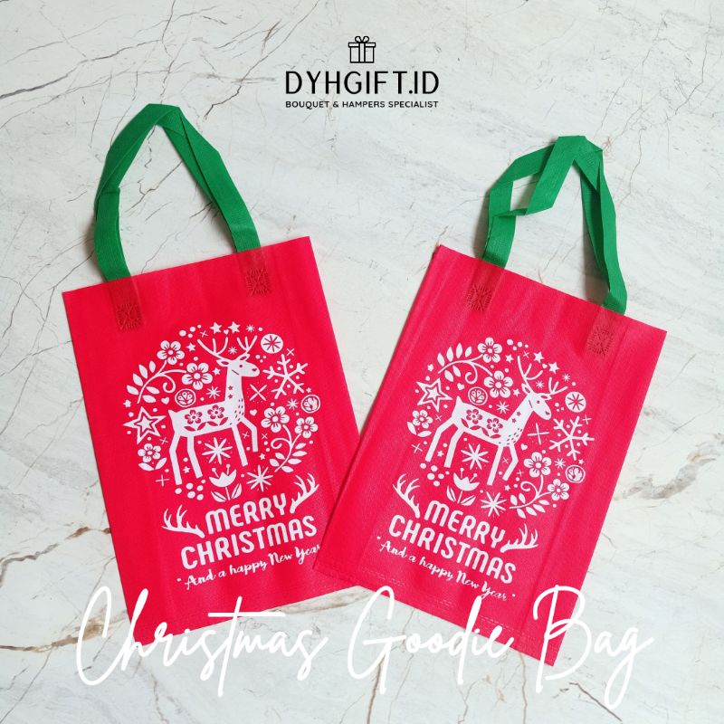 

TAS NATAL • GOODIEBAG NATAL • TAS BINGKISAN NATAL
