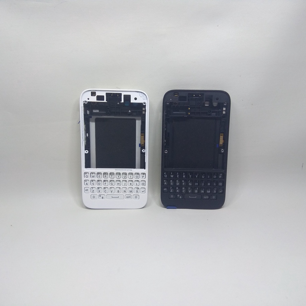 CASING HOUSING BLACKBERRY Q5 KESING BB Q5 ORI