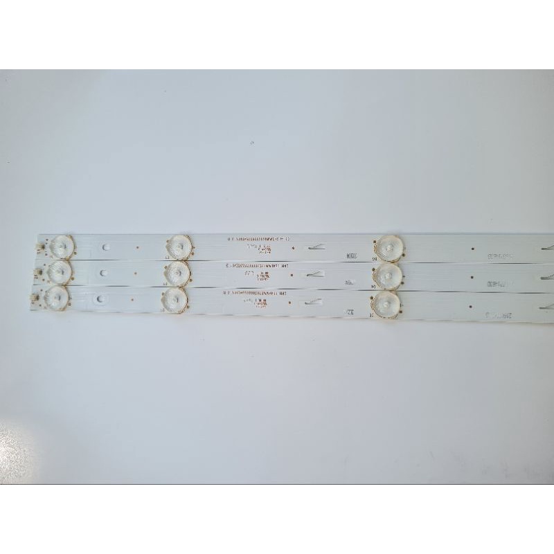 BL-LAMPU BACKLIGHT LAMPU LED TV LED PANASONIC TH 40D302G 3 BATANG 8 KANCING