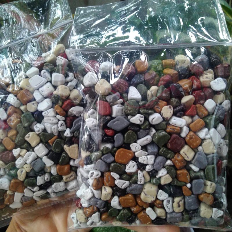 

coklat krikil / coklat batu