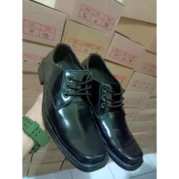 Sepatu pantofel pria Sepatu Pantofel formal sepatu pantovel warna hitam