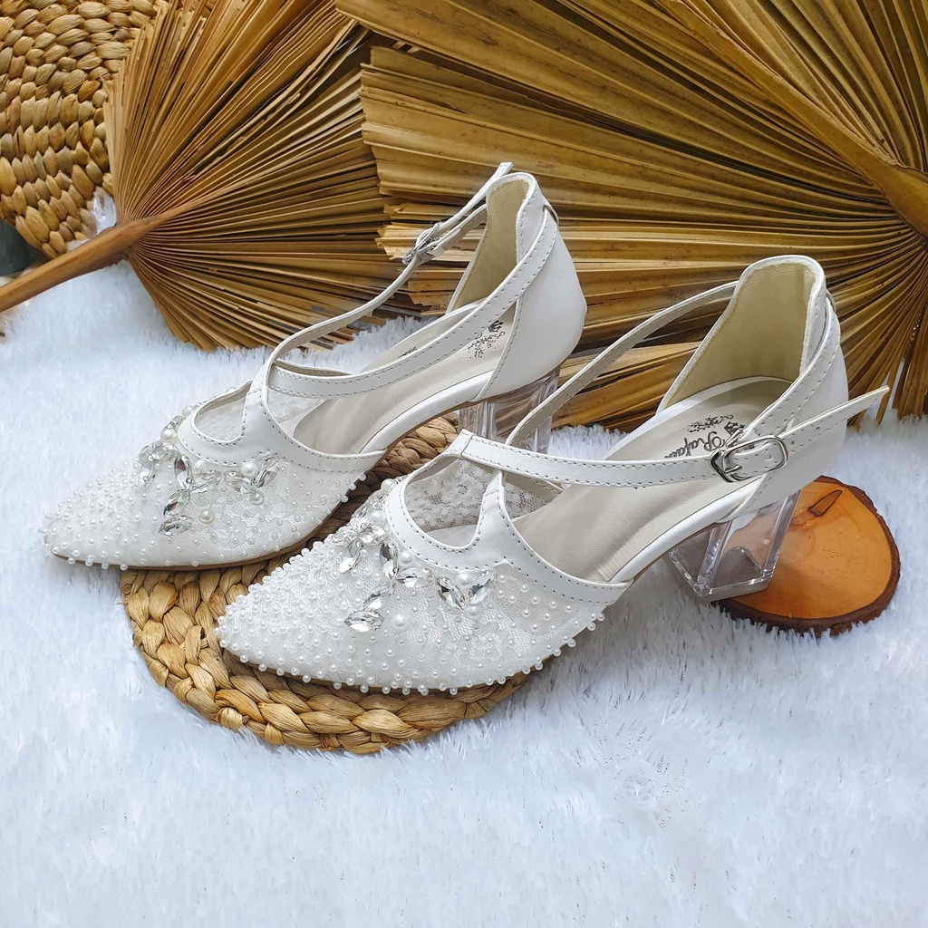 sepatu wedding pesta cantik hasya putih tali hak 7cm kaca
