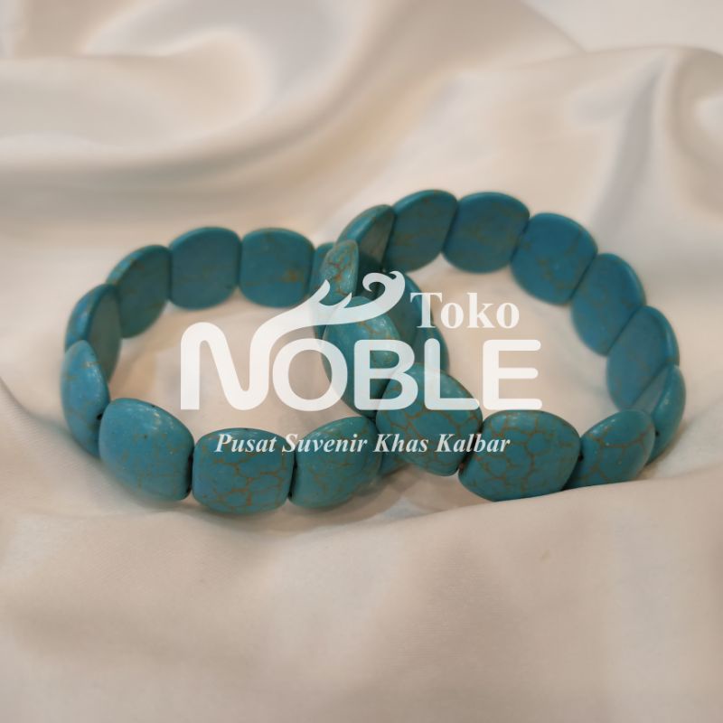 Gelang Batu Virus
