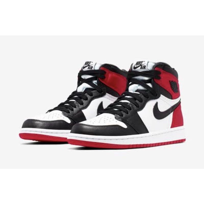 Air Jordan 1 High Satin Black toe