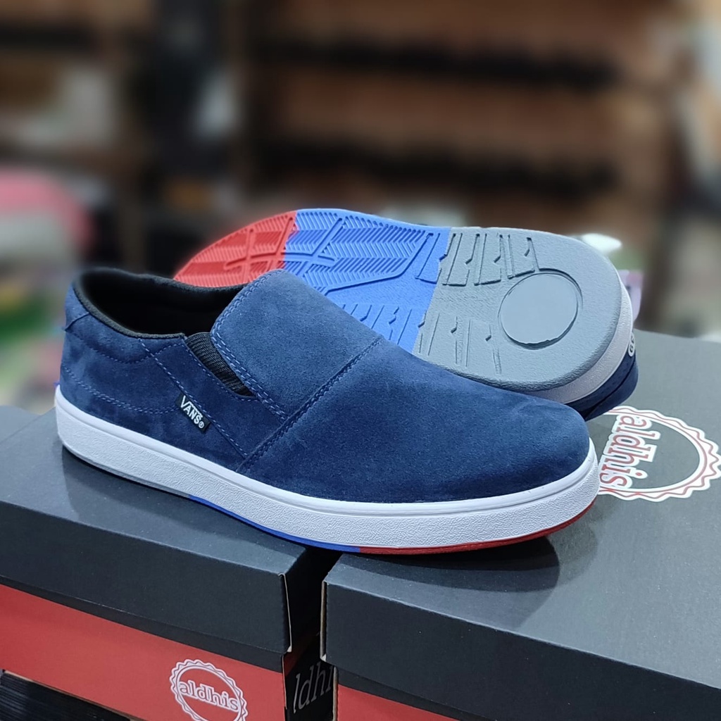 Sepatu Vens Slip On Pria Casual Tanpa Tali Biru Navy Terbaru Slop Kasual Cowok Dewasa Buat Gaya Santai Dan Nongkrong