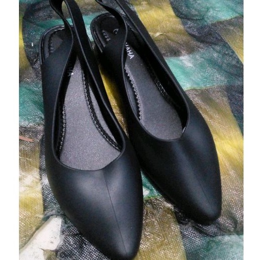 Fuhaha 709 - Sepatu karet Jelly Flat Shoes Hitam Polos Tali Belakang Size 36 - 40