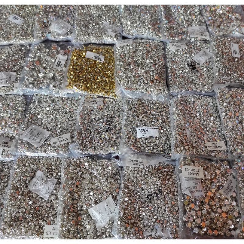 GROSIR Payet Kristal Jahit Cangkang Bening dan Pelangi / Mote / Mata / Bulat