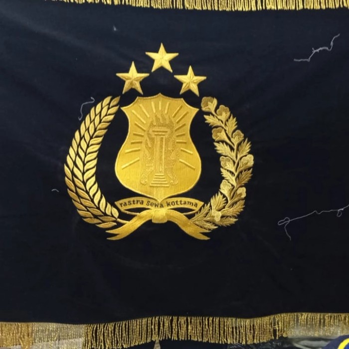 

BENDERA PATAKA POLRI TRIBRATA