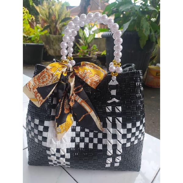 Tas wanita handle mutiara bahan jally M