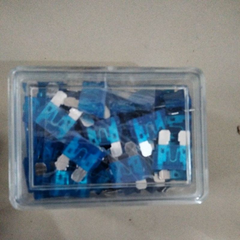 sikring tancap besar 15 A isi 100 pcs