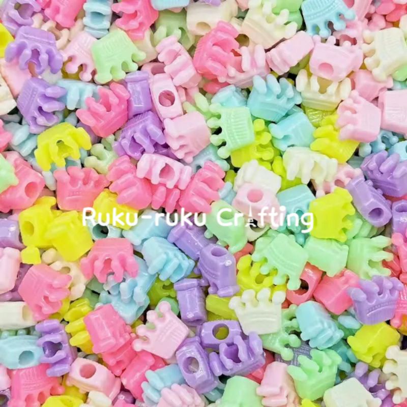 (15 pcs) Manik Mote Pastel Lubang Besar Bentuk Mahkota Manik Bahan Craft Membut Gelang Kalung