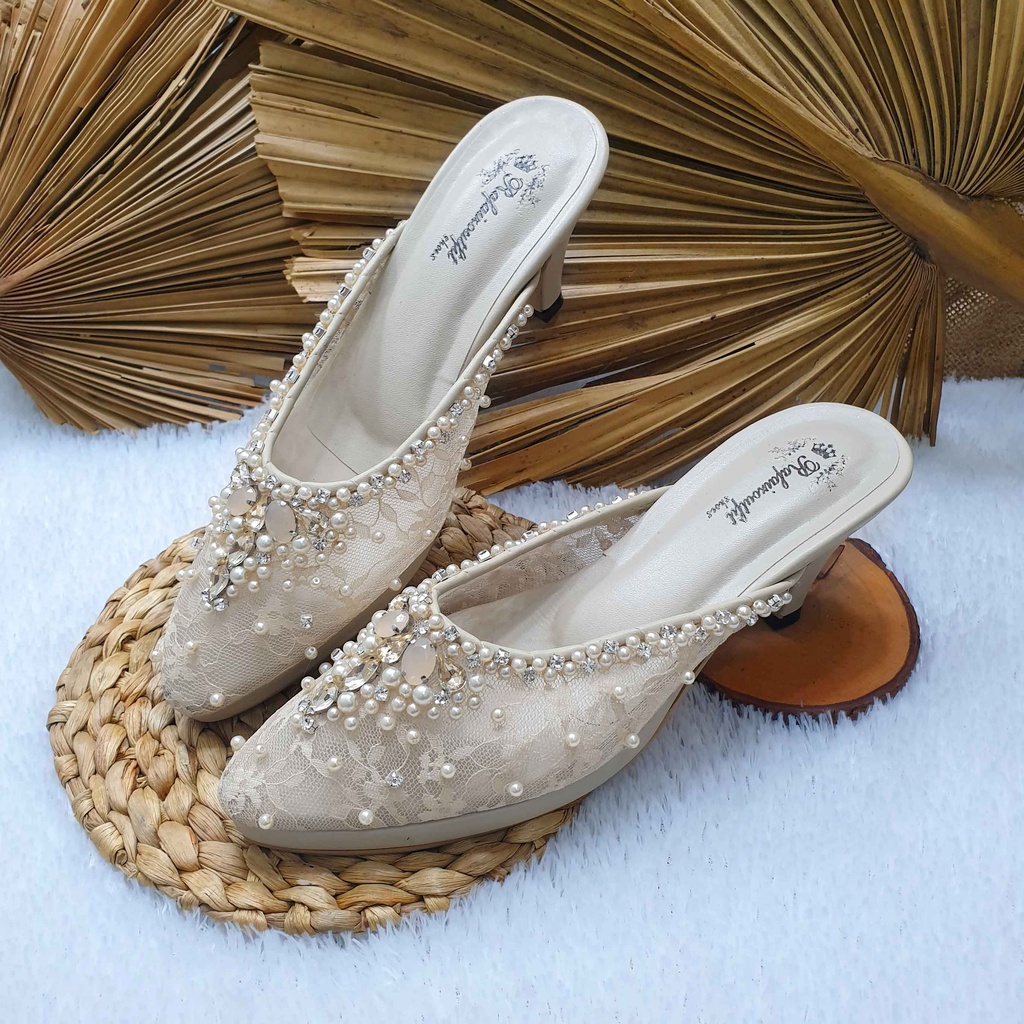 sepatu wedding pesta cantik Diandra cream  hak 5cm runcing