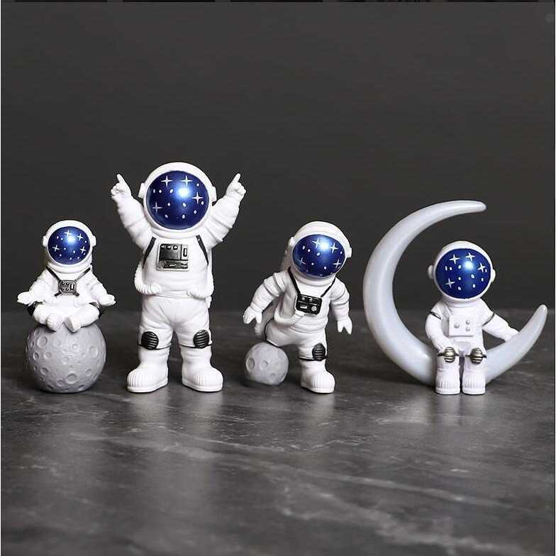 Kalazo Pajangan Dekorasi Kamar Anak Figure Astronot Spaceman Resin - KL10 ( Mughnii )