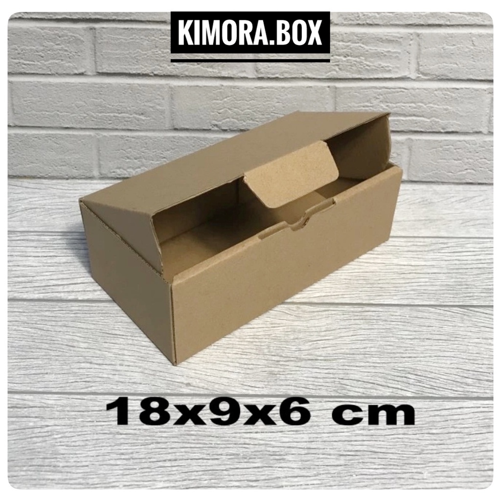 

KARDUS/KARTON/BOX UK.18x9x6cm.......model kardus pizza